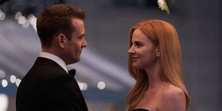 Are donna and harvey together?