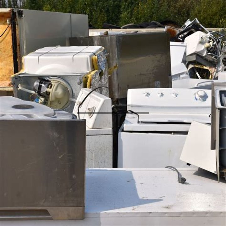Does DTE pick up old appliances?