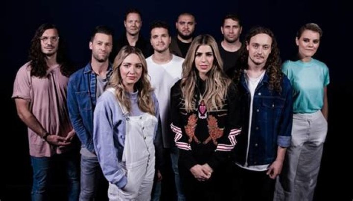 Does Hillsong have a dress code?